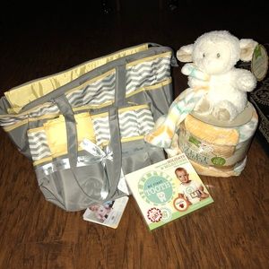 NWT baby gift set